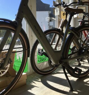 MBK AURA 360Wh/10Ah (jusqu'à 80 km)