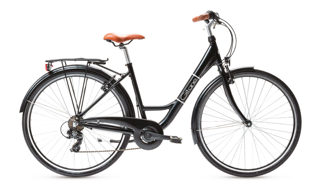 Vélo de ville elops 120 à cadre haut avec siège bébé Équipés d'un porte bagage, éclairage par dynamo, sonnette, - Vélos